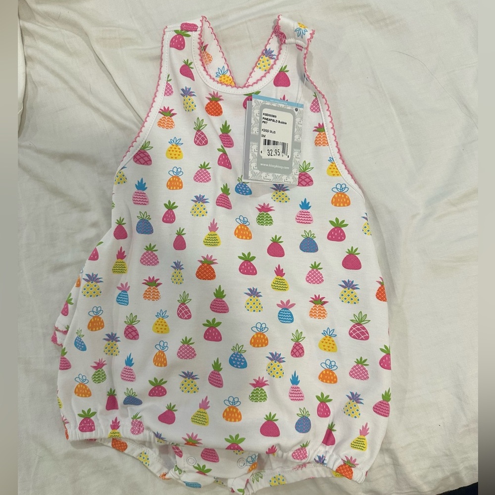 NWT kissykissy pineapple bubble romper (9M)